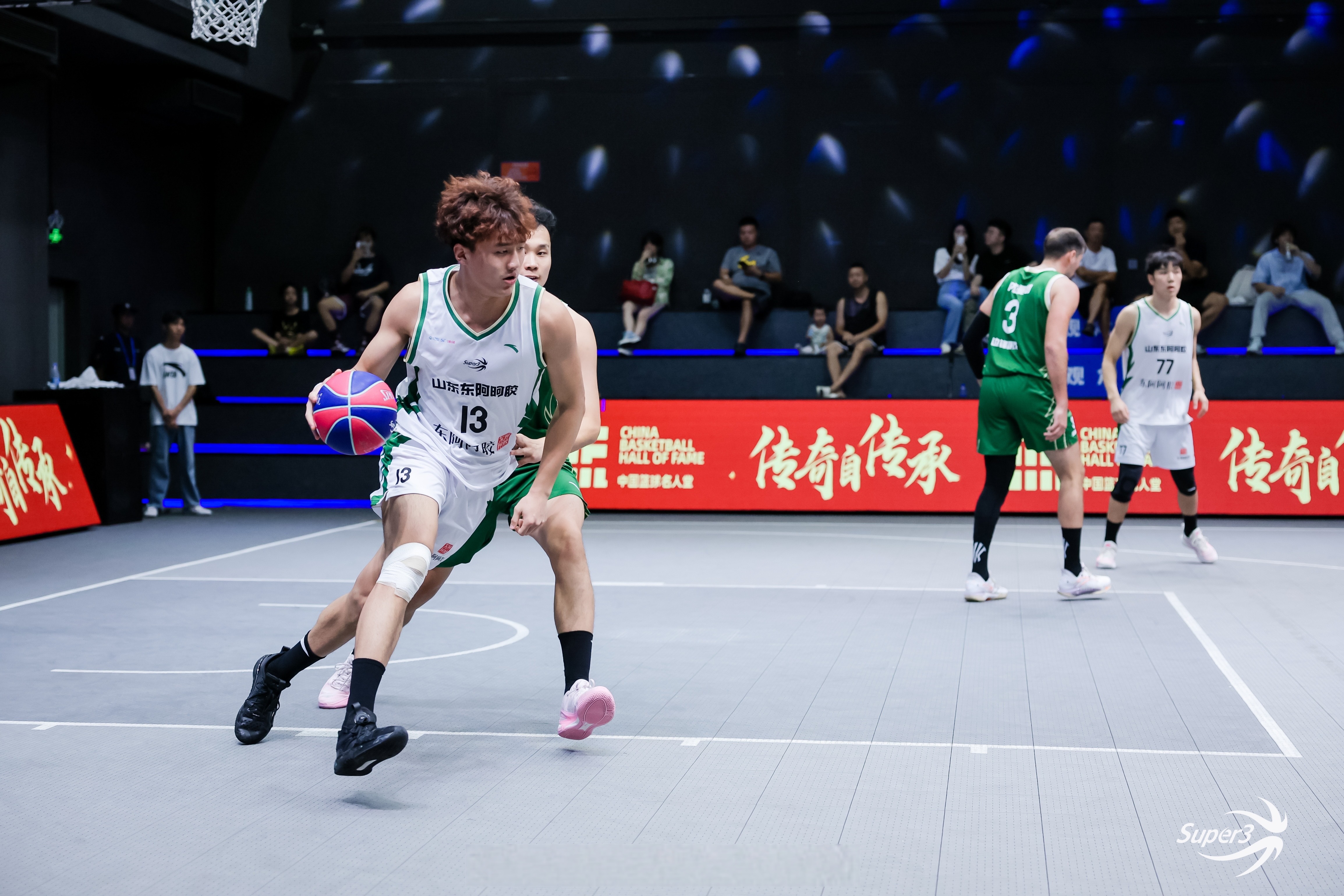 成都蓉城埃艾克森韦世豪等入选国家队